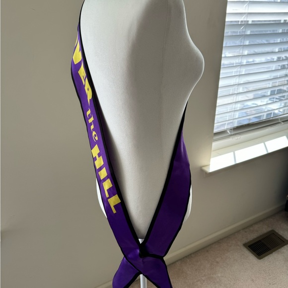 Over The Hill Hat & Sash - Picture 11 of 11